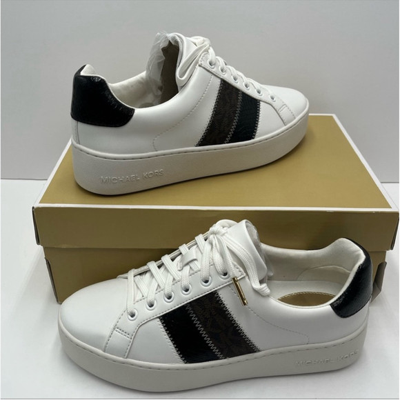 MICHAEL KORS Poppy Lace
Up Leather - Picture 2 of 8